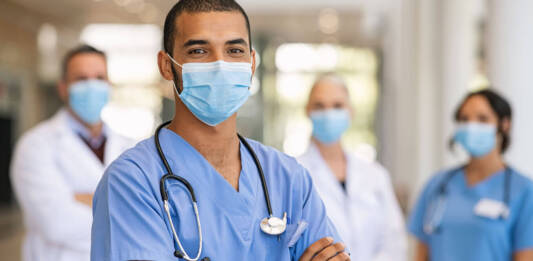 Enfermagem | Veja como seguir carreira profissional
