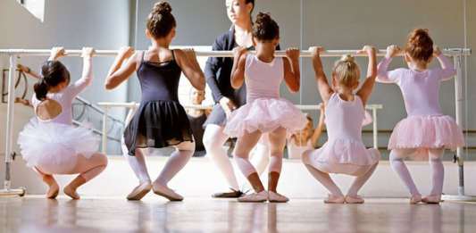 Benefícios para a saúde mental das crianças ao praticar ballet clássico infantil