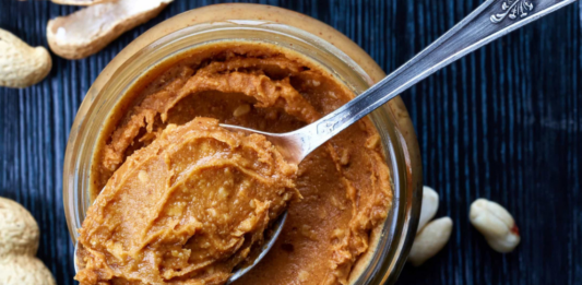 7 Benefícios do Creme de Amendoim para Amantes da Culinária