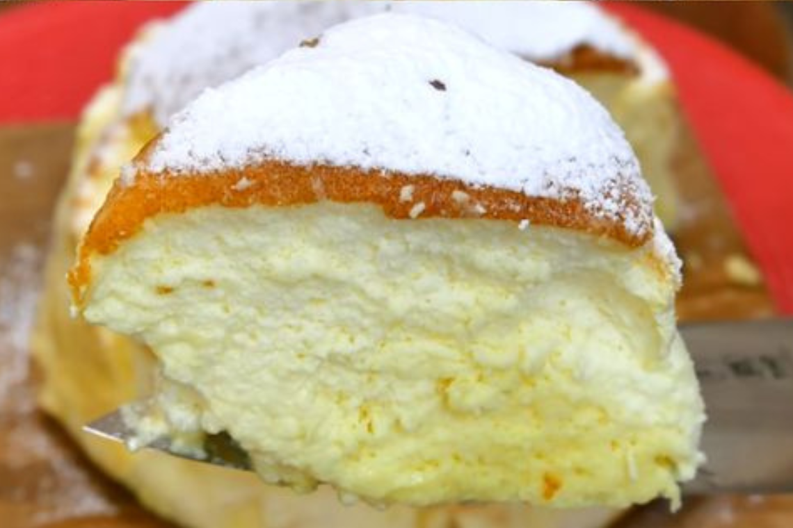 Bolo de Iogurte Cremoso com Apenas 3 Ingredientes: Simples e Irresistível