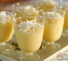 Cocada Cremosa de Colher: Um Doce Tradicional que Derrete na Boca