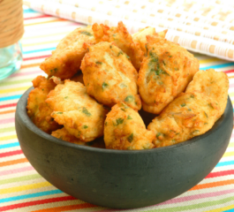 Bolinho de Abobrinha e Arroz: Uma Delícia Sustentável e Versátil