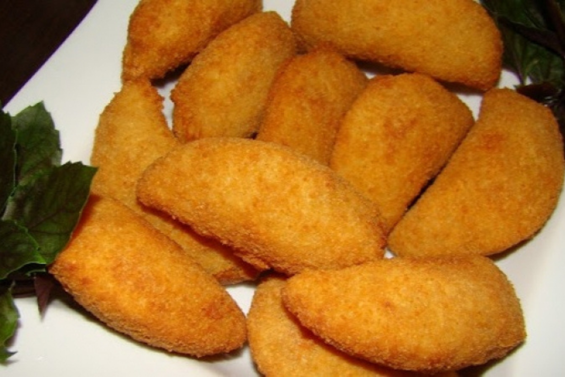 Massa para Risoles: A Base Perfeita para Lanches Inesquecíveis