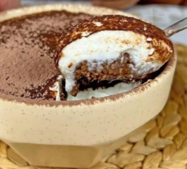 Tiramisù de Aveia Sem Açúcar: Uma Delícia Saudável e Irresistível