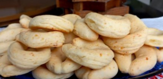 BISCOITOS DE QUEIJO DE LIQUIDIFICADOR: Receita Prática e Irresistível