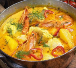 PEIXADA CASEIRA DE DAR ÁGUA NA BOCA: Receita Tradicional e Saborosa