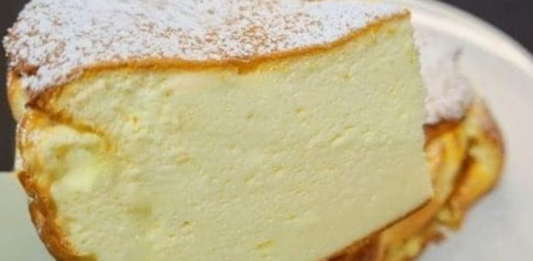 Bolo de Aveia e Iogurte, sem Farinha e sem Açúcar: Uma Opção Saudável e Saborosa