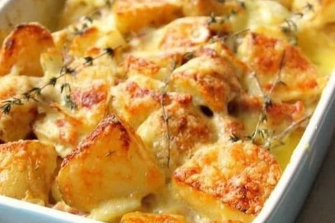 Batata Gratinada com Creme de Leite e Requeijão