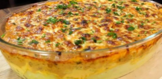 Frango com Mandioca Gratinado: Uma Receita Saborosa e Reconfortante