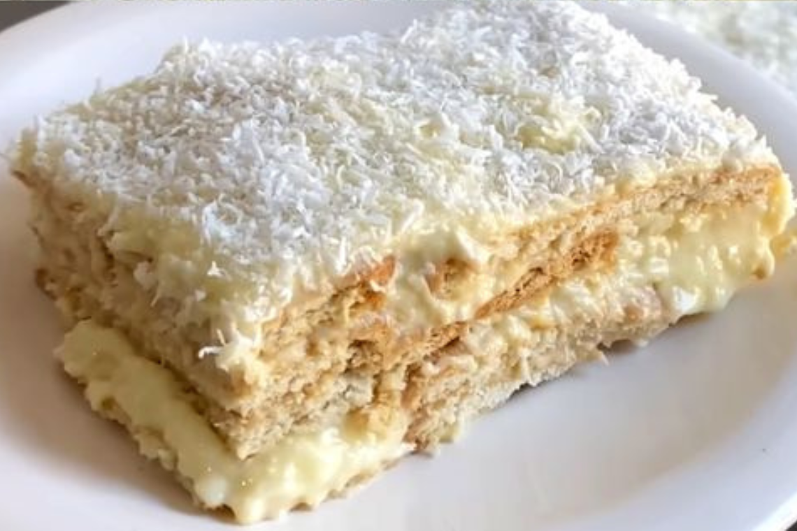 TORTA GELADA DE ABACAXI CREMOSA: A RECEITA PERFEITA PARA REFRESCAR E SURPREENDER