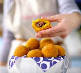 Como preparar um Delicioso Bolinho de Abóbora com Carne Seca